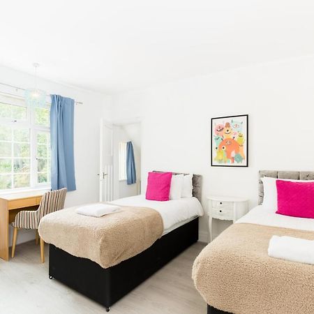 Beautiful 6 Bedroom House For 17 Guests Next To Edgbaston Stadium Birmingham Buitenkant foto