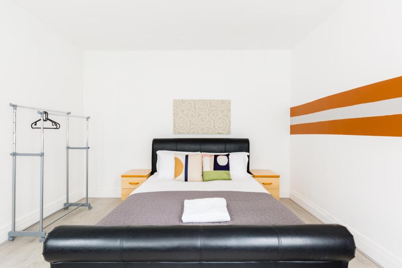 Beautiful 6 Bedroom House For 17 Guests Next To Edgbaston Stadium Birmingham Buitenkant foto