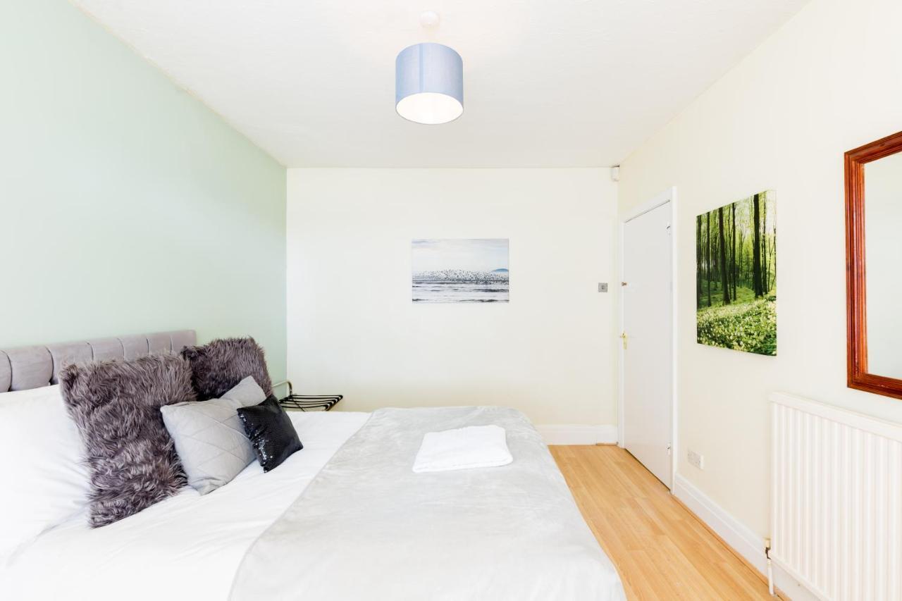 Beautiful 6 Bedroom House For 17 Guests Next To Edgbaston Stadium Birmingham Buitenkant foto