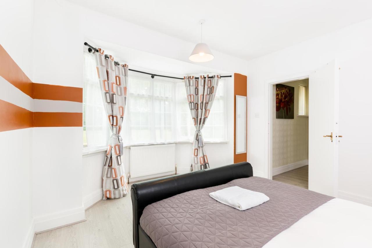 Beautiful 6 Bedroom House For 17 Guests Next To Edgbaston Stadium Birmingham Buitenkant foto