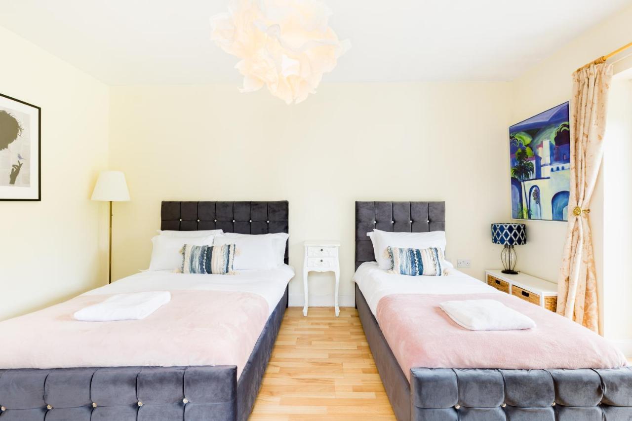 Beautiful 6 Bedroom House For 17 Guests Next To Edgbaston Stadium Birmingham Buitenkant foto